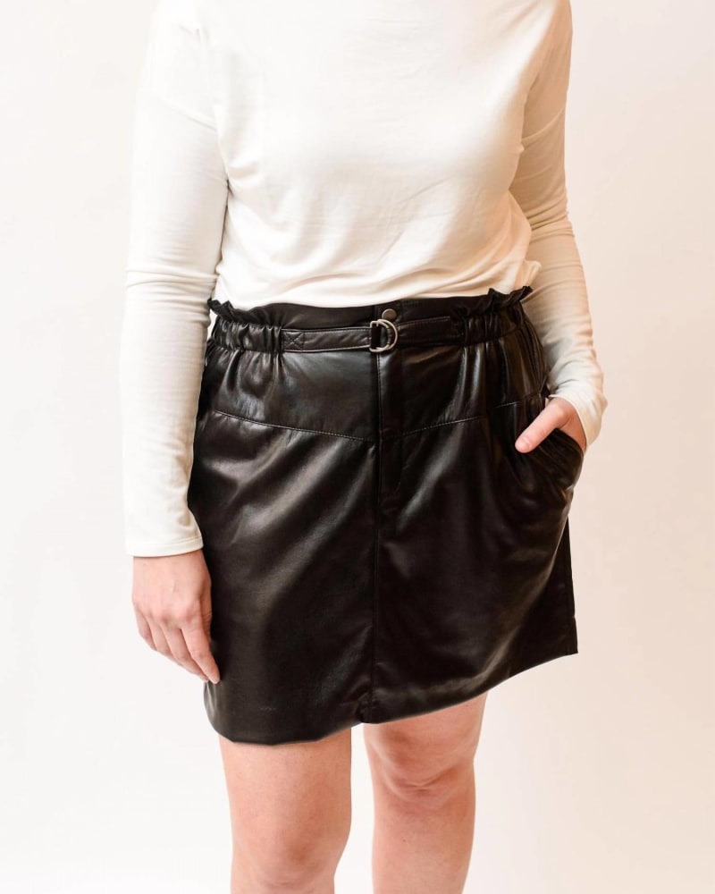 Front of a model wearing a size 10 Winona Skirt In Black in Black by Joie. | dia_product_style_image_id:357051